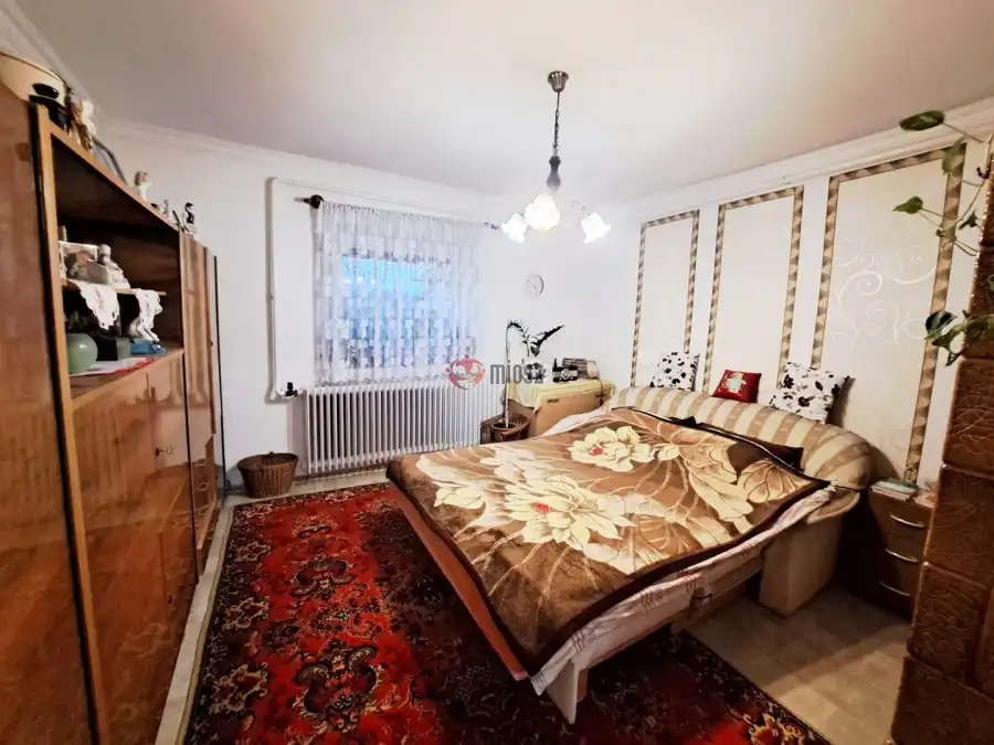 eladó családi ház, Téglás